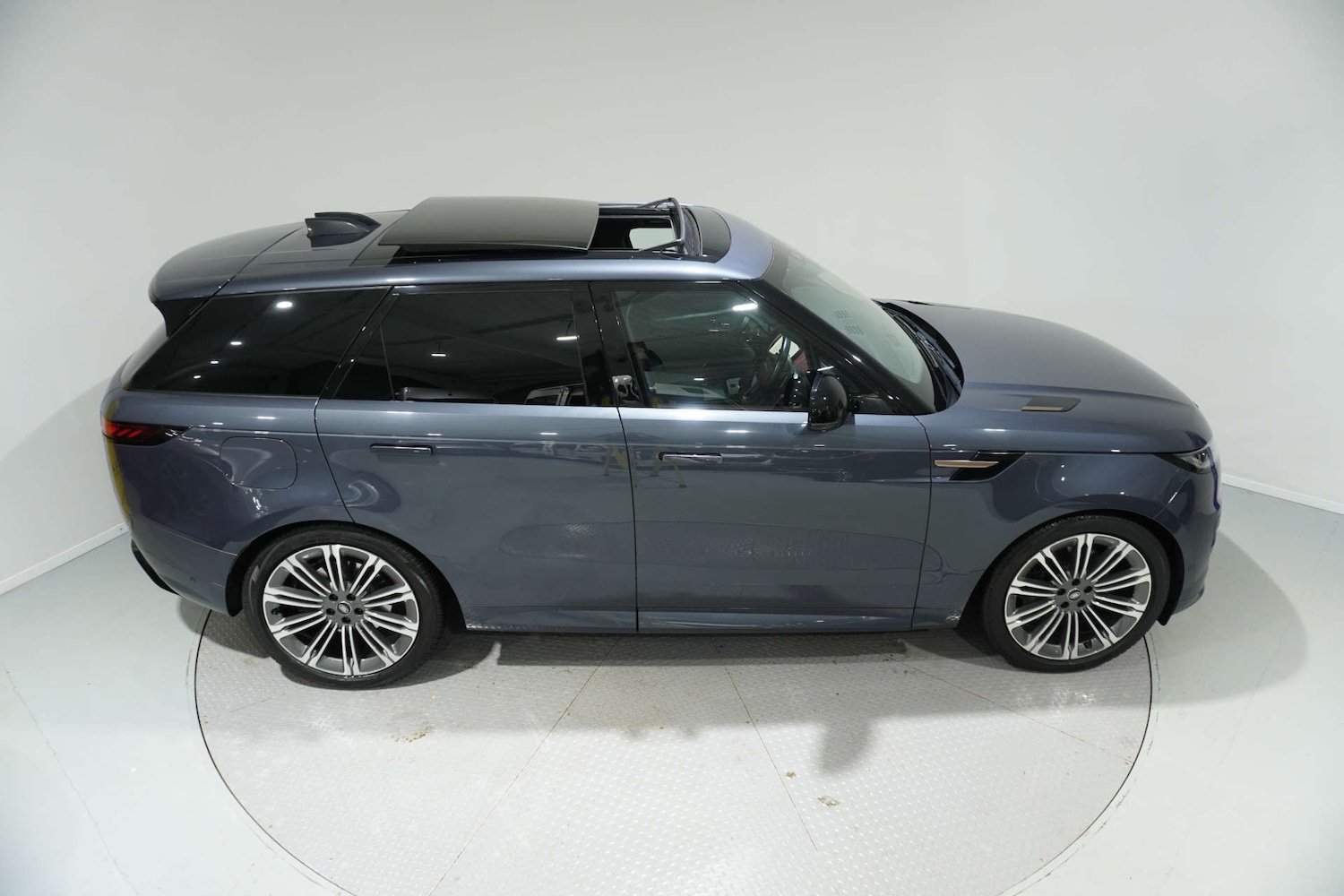 Used Land Rover Range Rover Sport 2023 for sale - 77105784: Photo 5