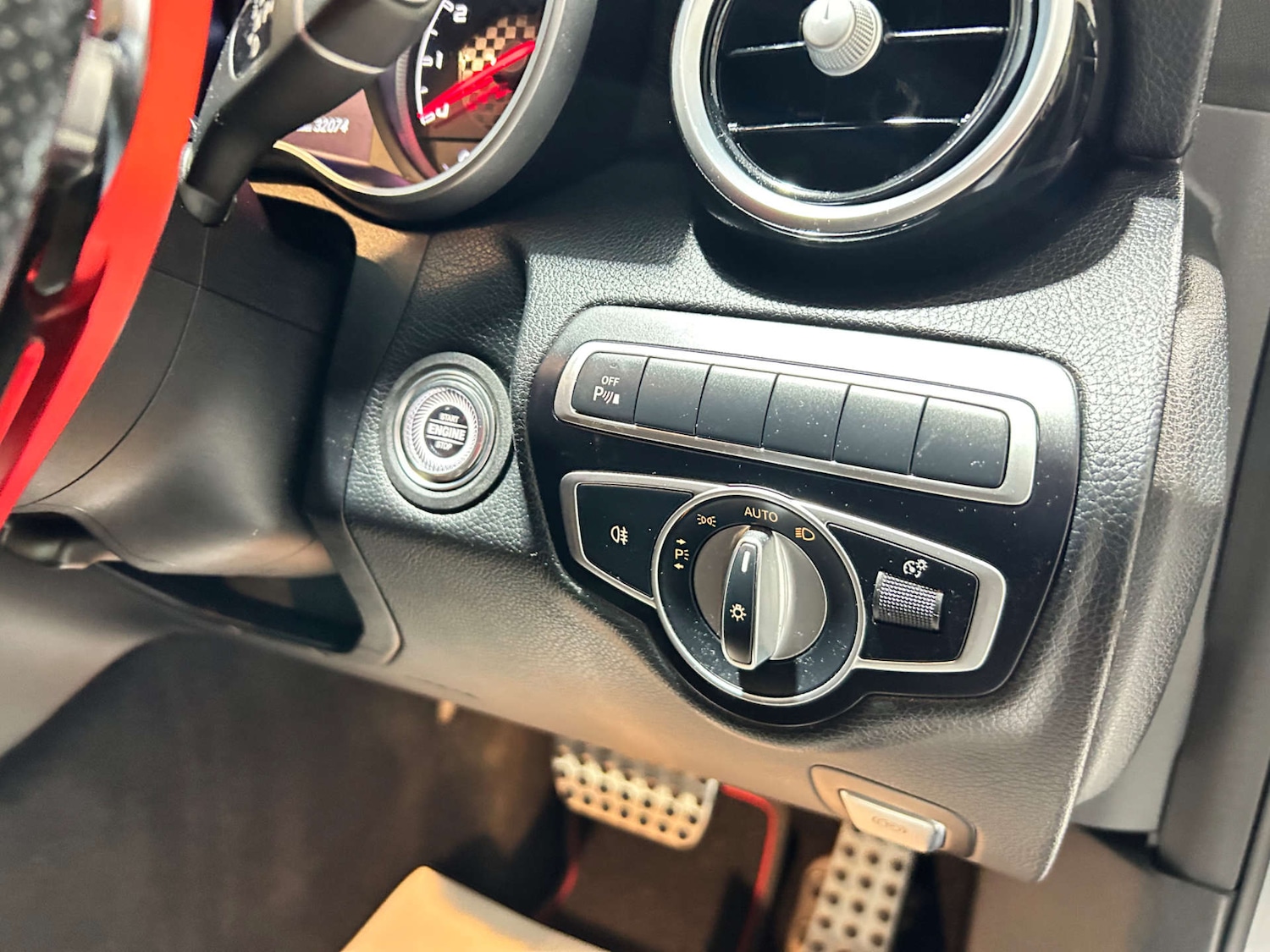 Used Mercedes-Benz C Class 2019 for sale - 77453621: Photo 60