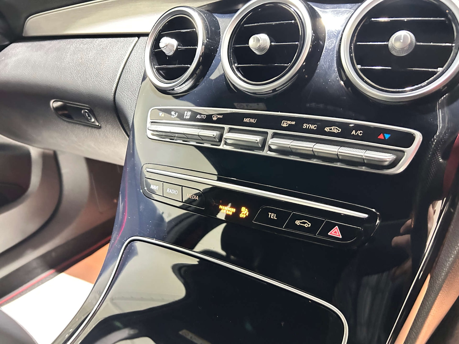 Used Mercedes-Benz C Class 2019 for sale - 77453621: Photo 67