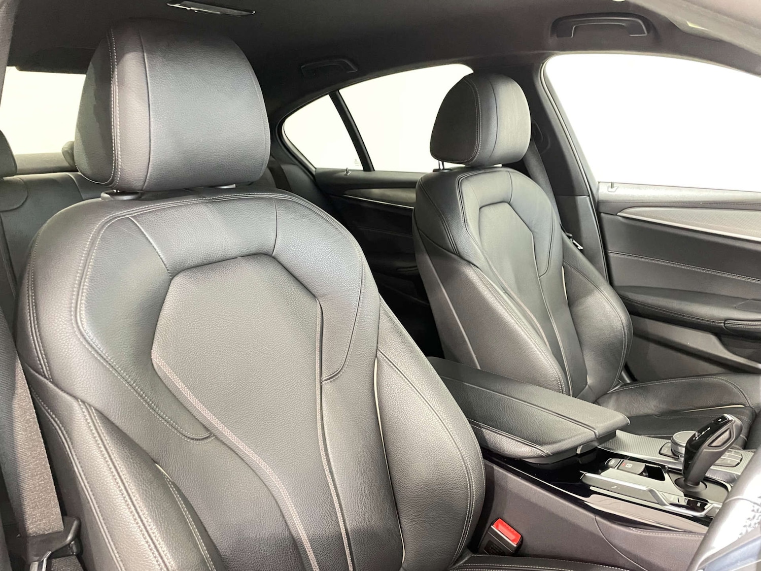 Used BMW 5 Series 2019 for sale - 77583940: Photo 11