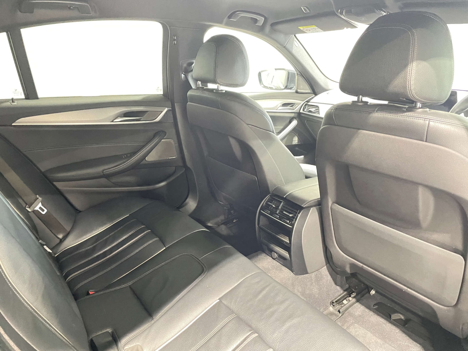 Used BMW 5 Series 2019 for sale - 77583940: Photo 17