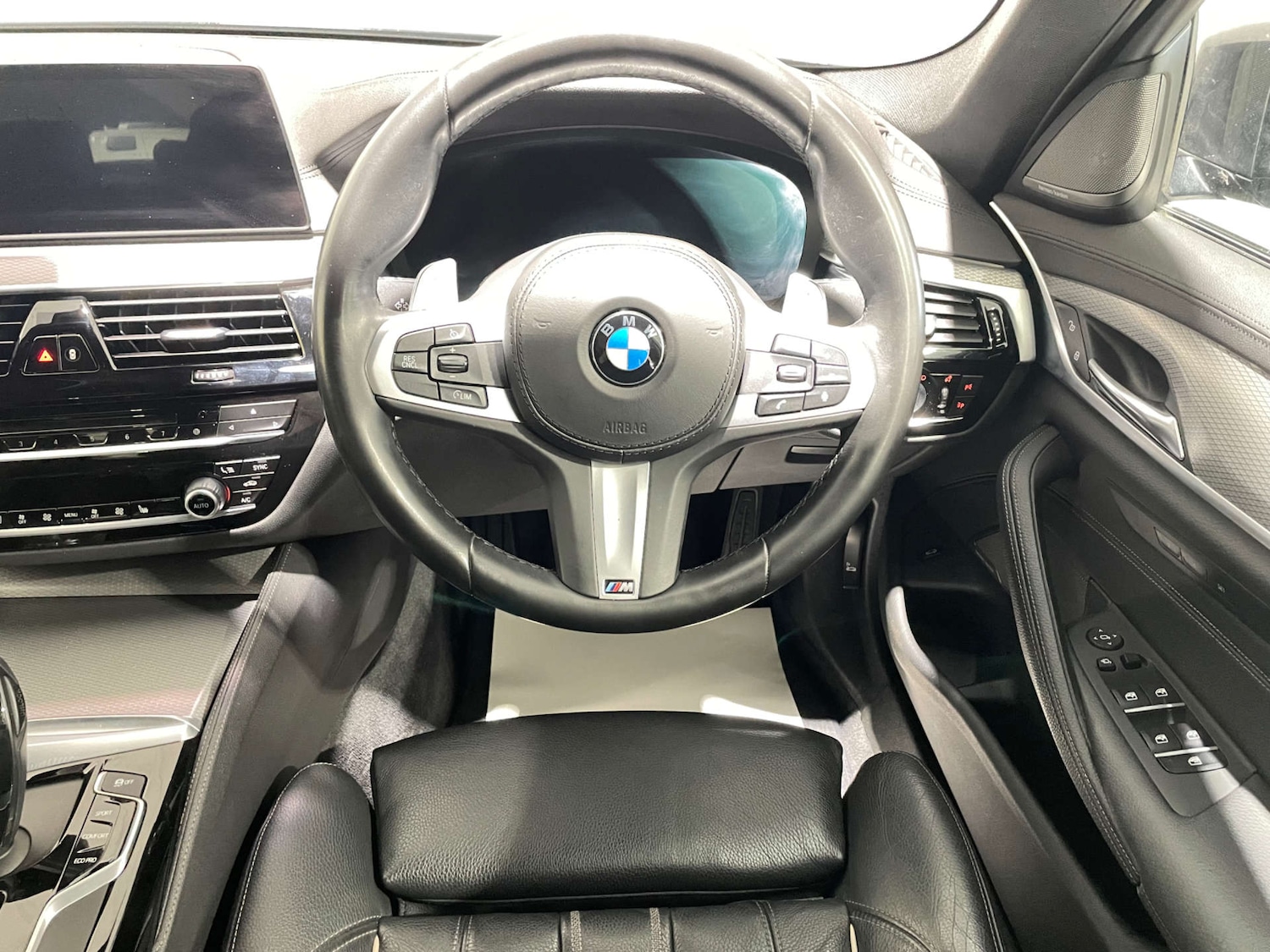 Used BMW 5 Series 2019 for sale - 77583940: Photo 25