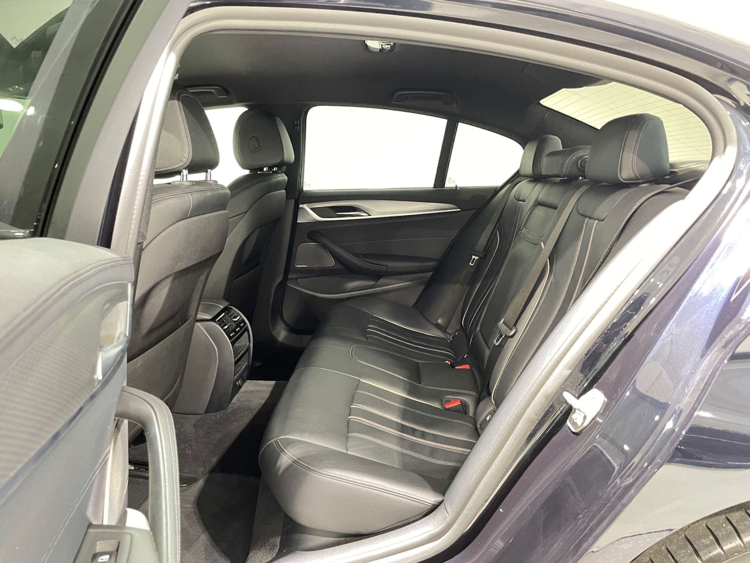 Used BMW 5 Series 2019 for sale - 77583940: Photo 42