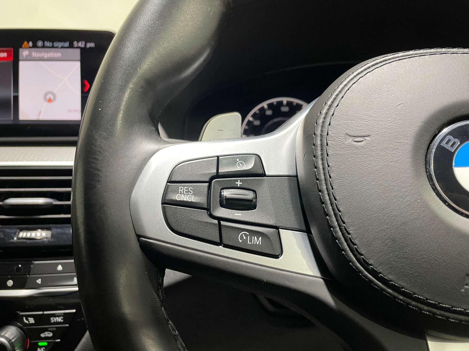 Used BMW 5 Series 2019 for sale - 77583940: Photo 61