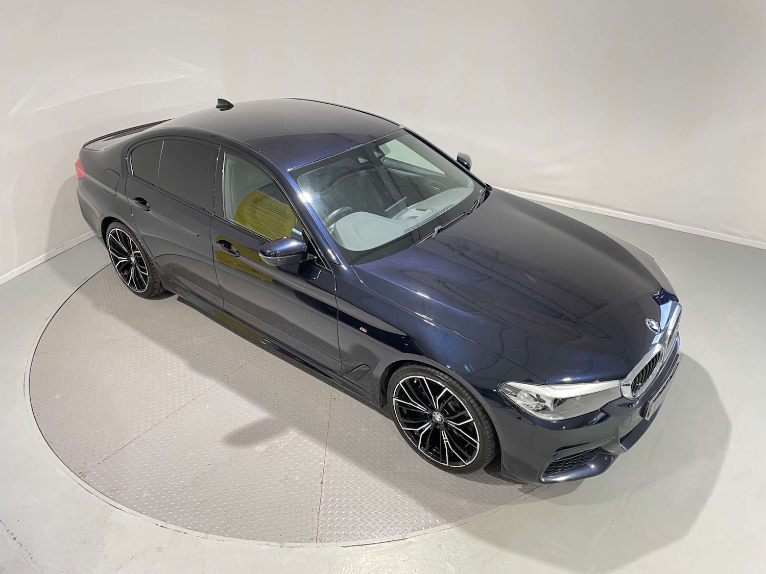 Used BMW 5 Series 2019 for sale - 77583940: Photo 8