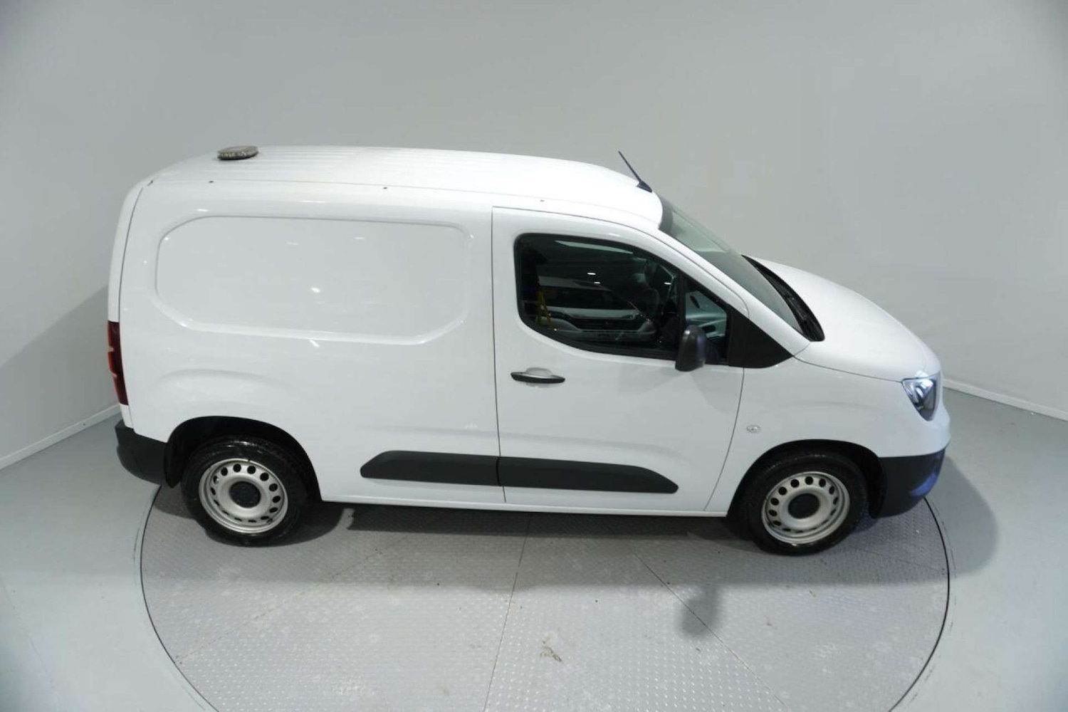 Used Vauxhall Combo 2022 for sale - 77080233: Photo 5