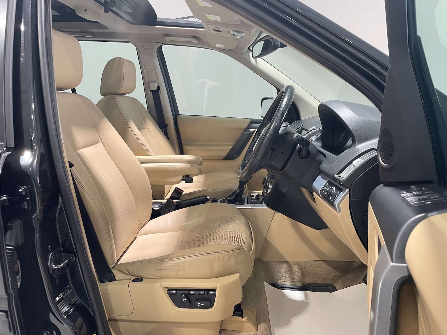 Used Land Rover Freelander 2008 for sale - 78000728: Photo 11