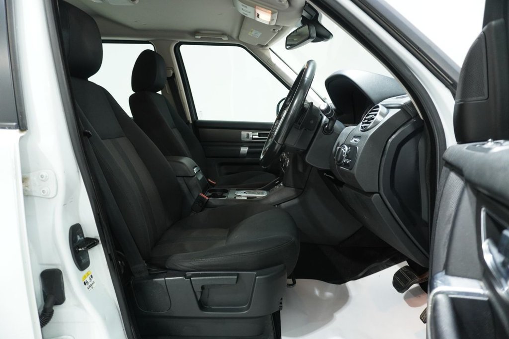 Used Land Rover Discovery 2015 for sale - 76820668: Photo 12