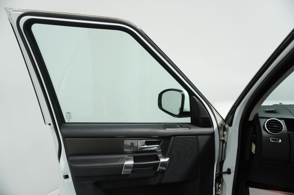 Used Land Rover Discovery 2015 for sale - 76820668: Photo 31