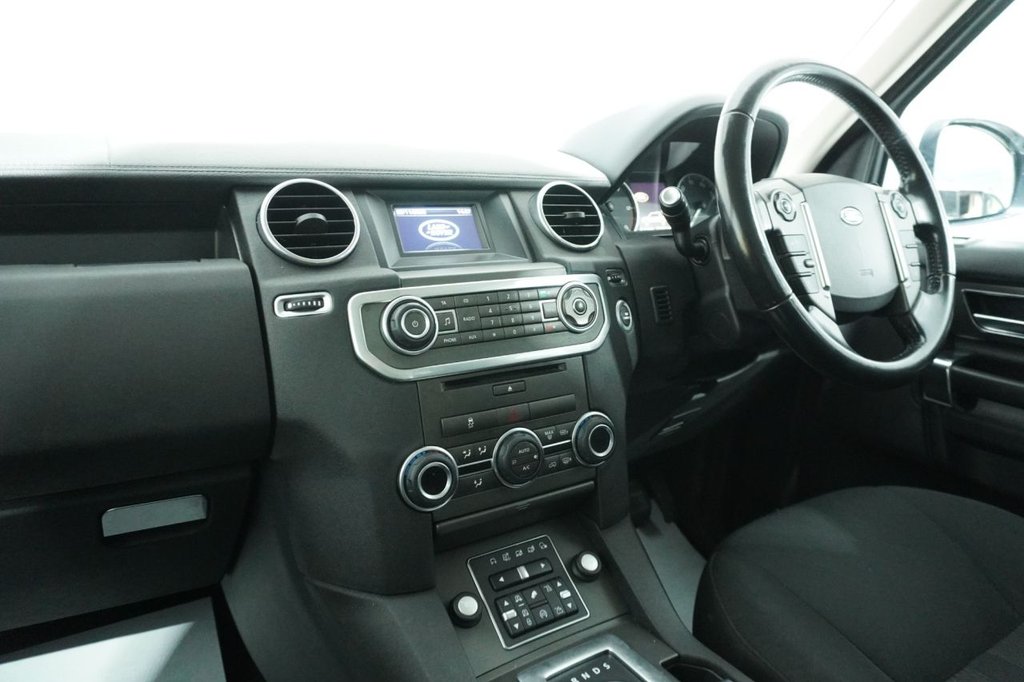 Used Land Rover Discovery 2015 for sale - 76820668: Photo 36