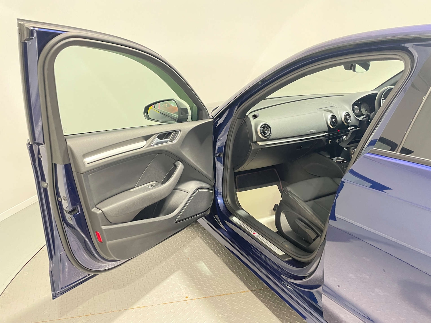 Used Audi S3 2019 for sale - 77604061: Photo 31