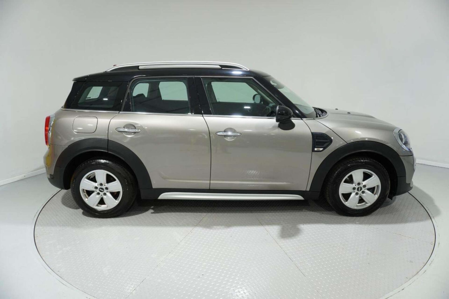 Used MINI Countryman 2017 for sale - 77061676: Photo 7