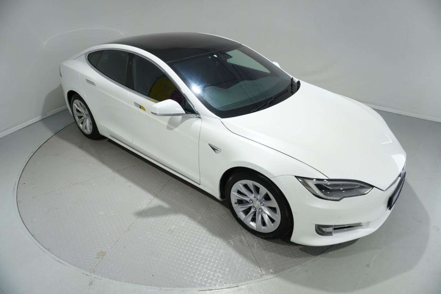 Used Tesla Model S 2020 for sale - 77061657: Photo 3
