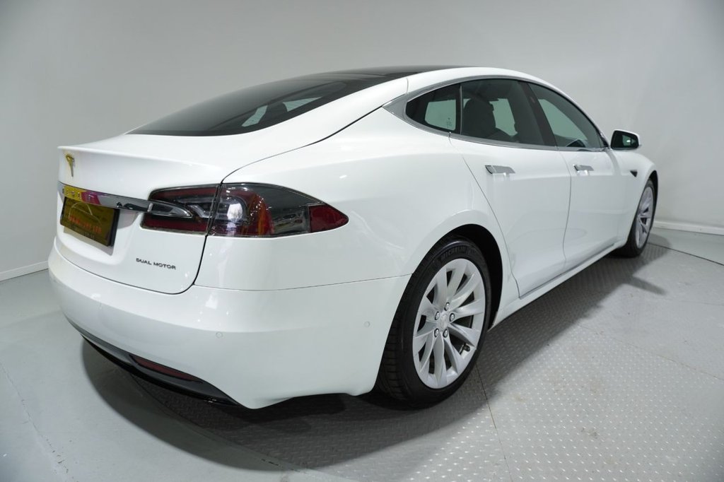 Used Tesla Model S 2020 for sale - 76820464: Photo 24