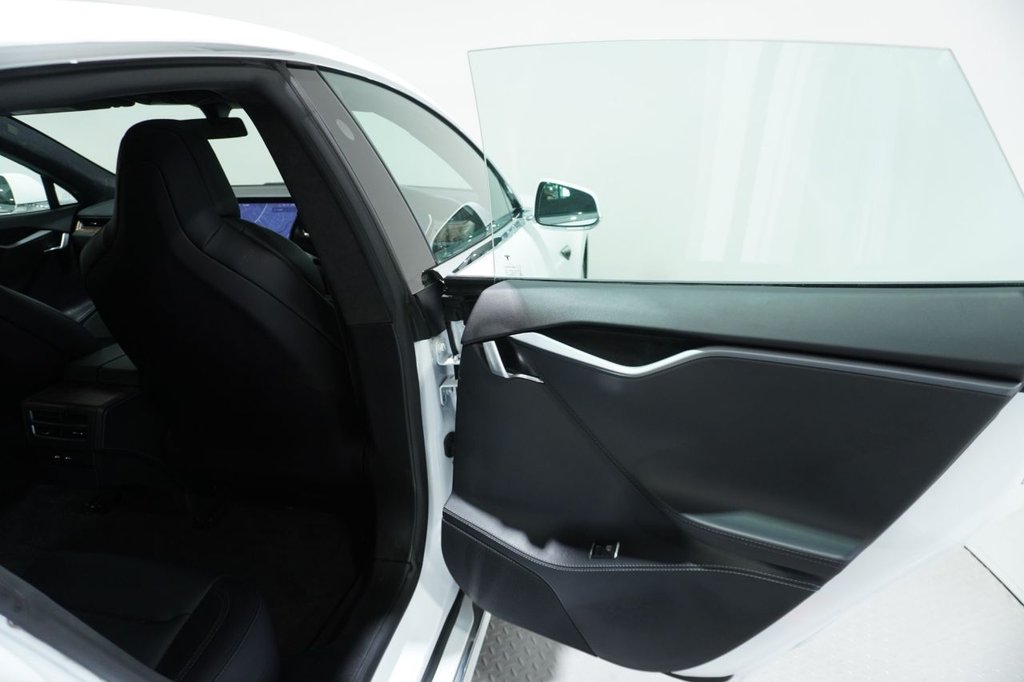 Used Tesla Model S 2020 for sale - 76820464: Photo 33