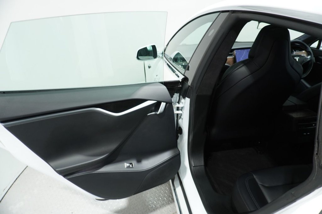 Used Tesla Model S 2020 for sale - 76820464: Photo 36