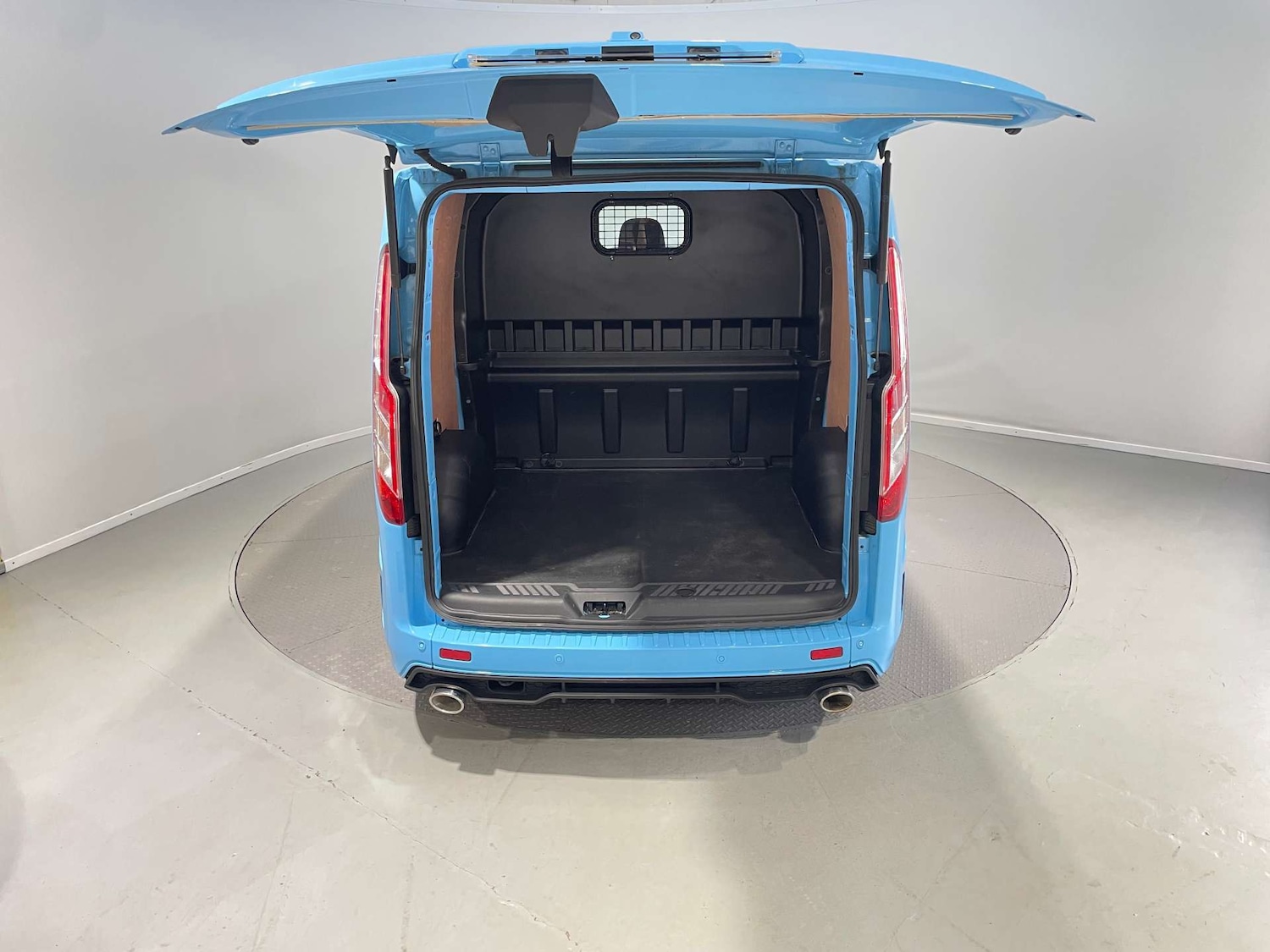 Used Ford Transit Custom 2023 for sale - 77888884: Photo 33