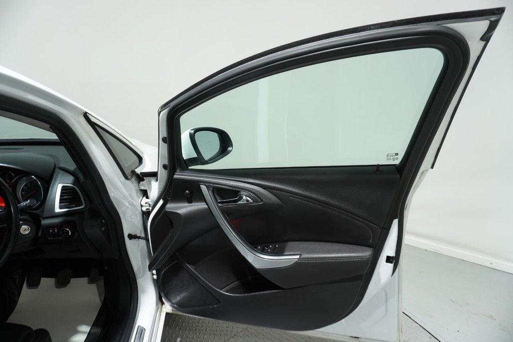 Used Vauxhall Astra 2014 for sale - 76820557: Photo 27