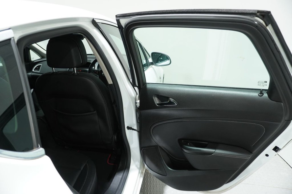 Used Vauxhall Astra 2014 for sale - 76820557: Photo 28