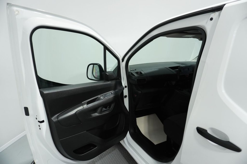 Used Toyota ProAce 2021 for sale - 76820623: Photo 29