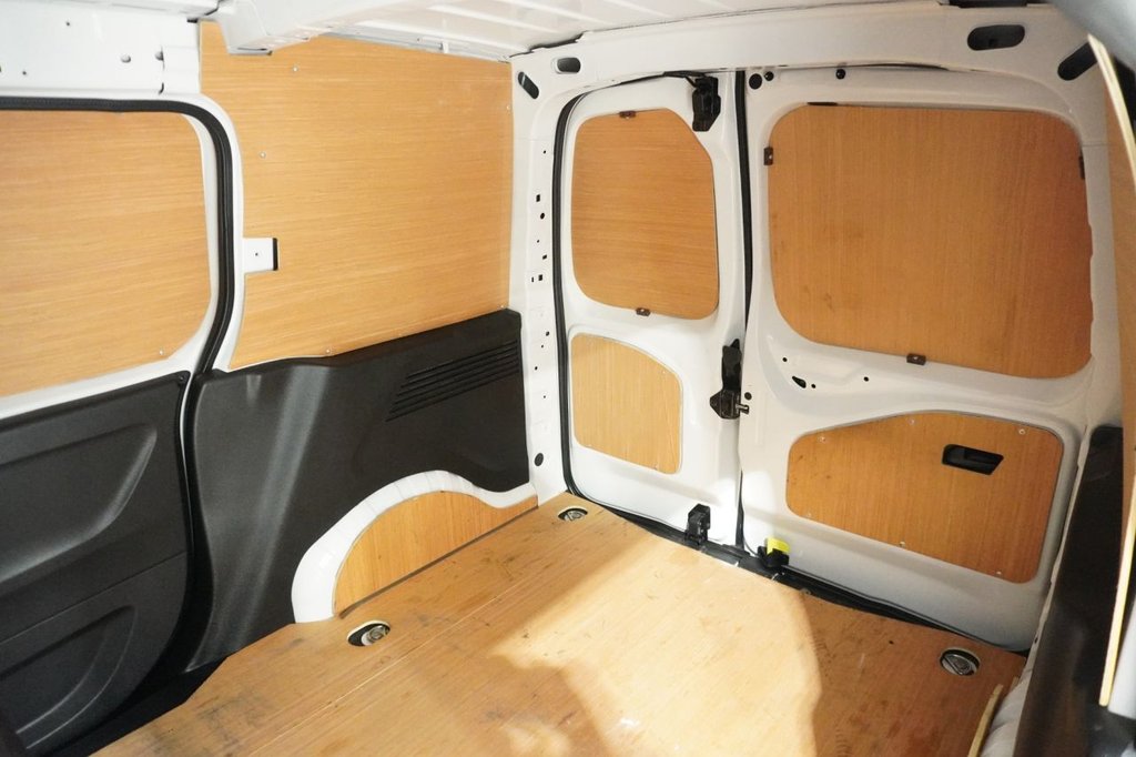 Used Toyota ProAce 2021 for sale - 76820623: Photo 42