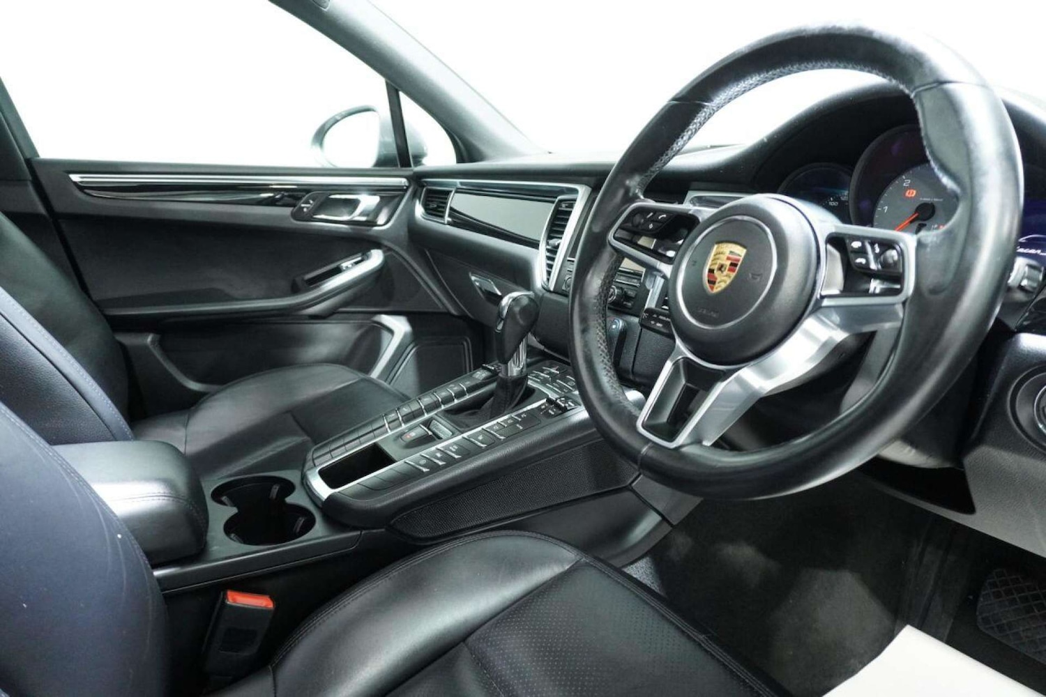Used Porsche Macan 2015 for sale - 77061678: Photo 11