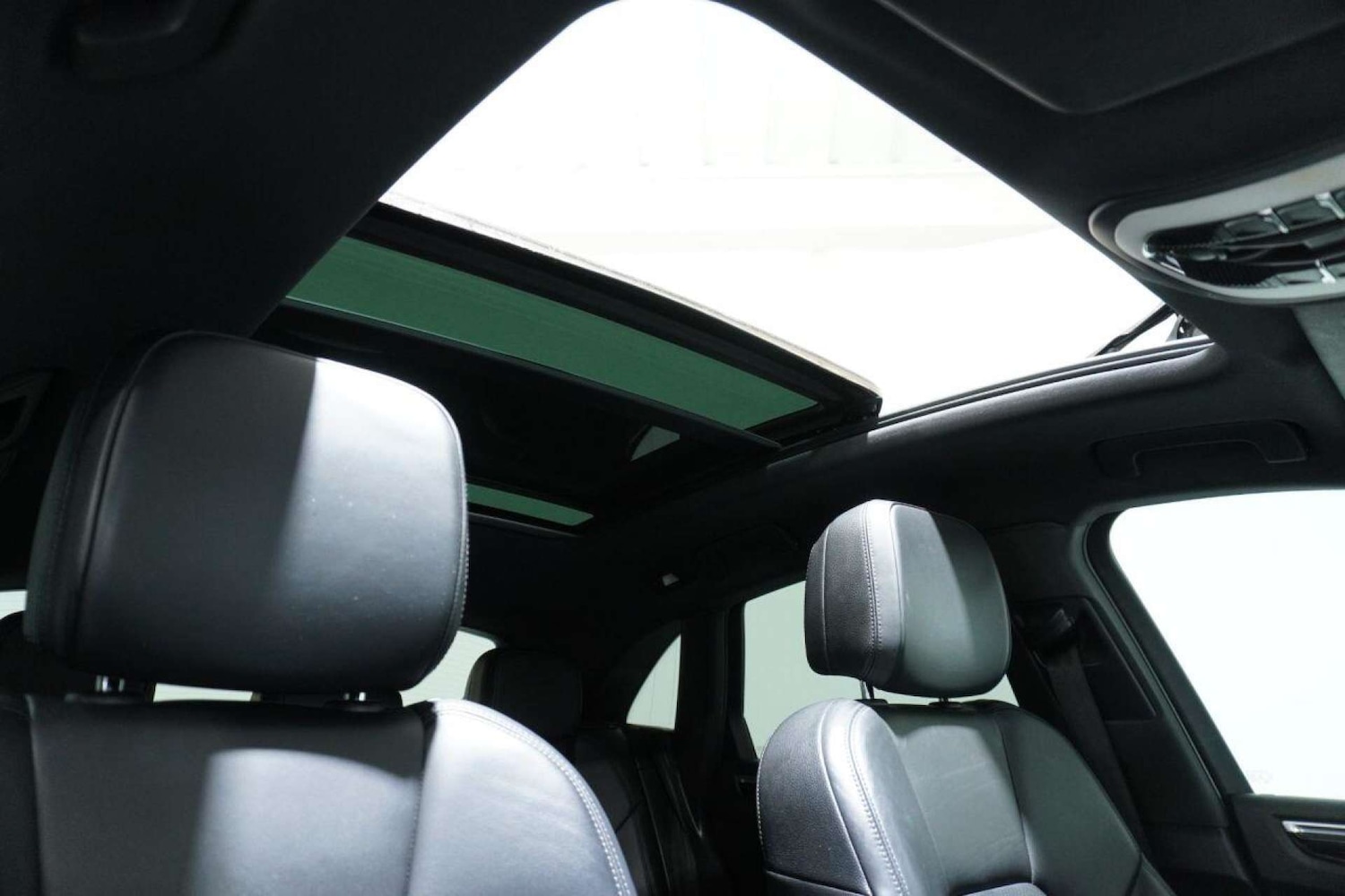 Used Porsche Macan 2015 for sale - 77061678: Photo 14