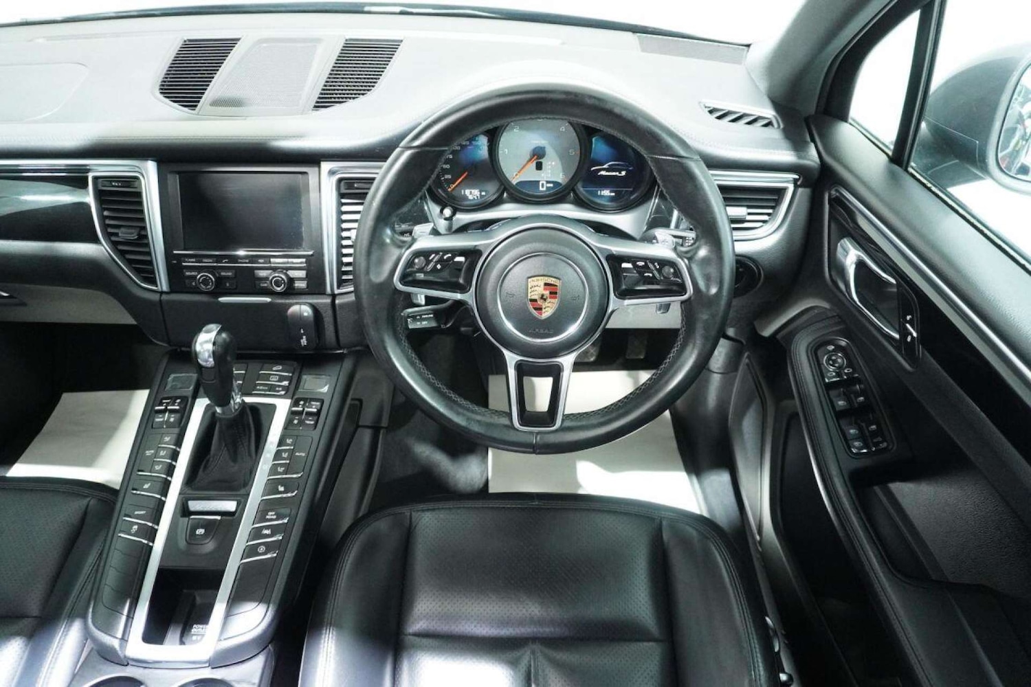 Used Porsche Macan 2015 for sale - 77061678: Photo 39