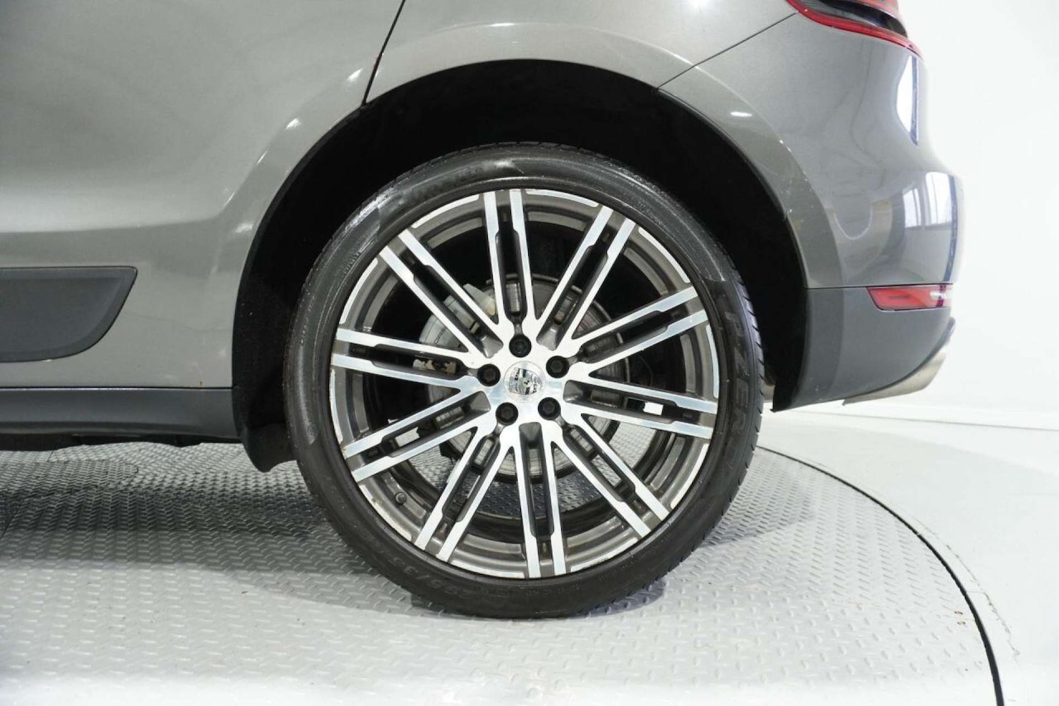 Used Porsche Macan 2015 for sale - 77061678: Photo 47