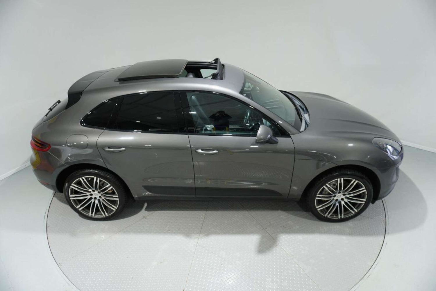 Used Porsche Macan 2015 for sale - 77061678: Photo 5