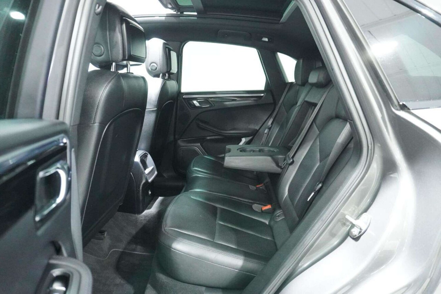 Used Porsche Macan 2015 for sale - 77061678: Photo 57