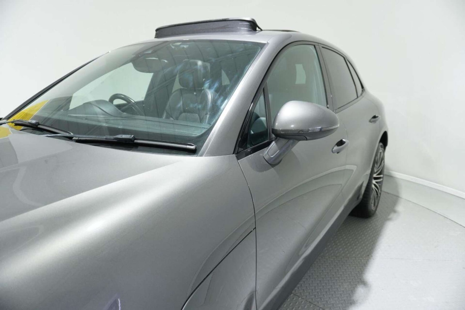 Used Porsche Macan 2015 for sale - 77061678: Photo 68