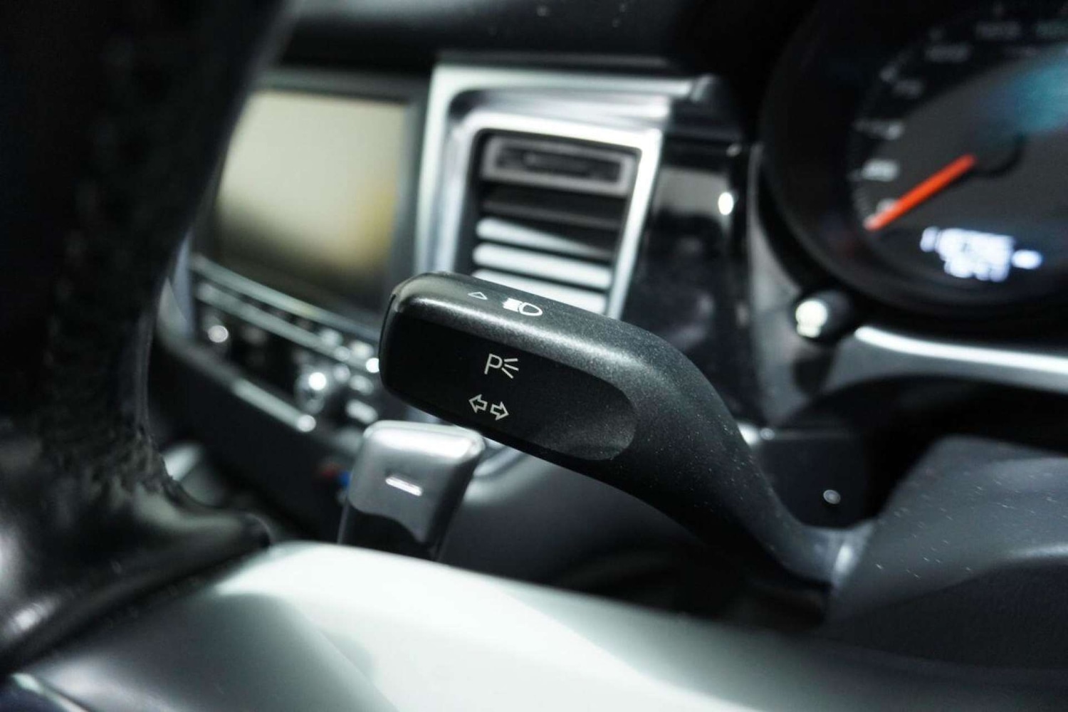 Used Porsche Macan 2015 for sale - 77061678: Photo 78