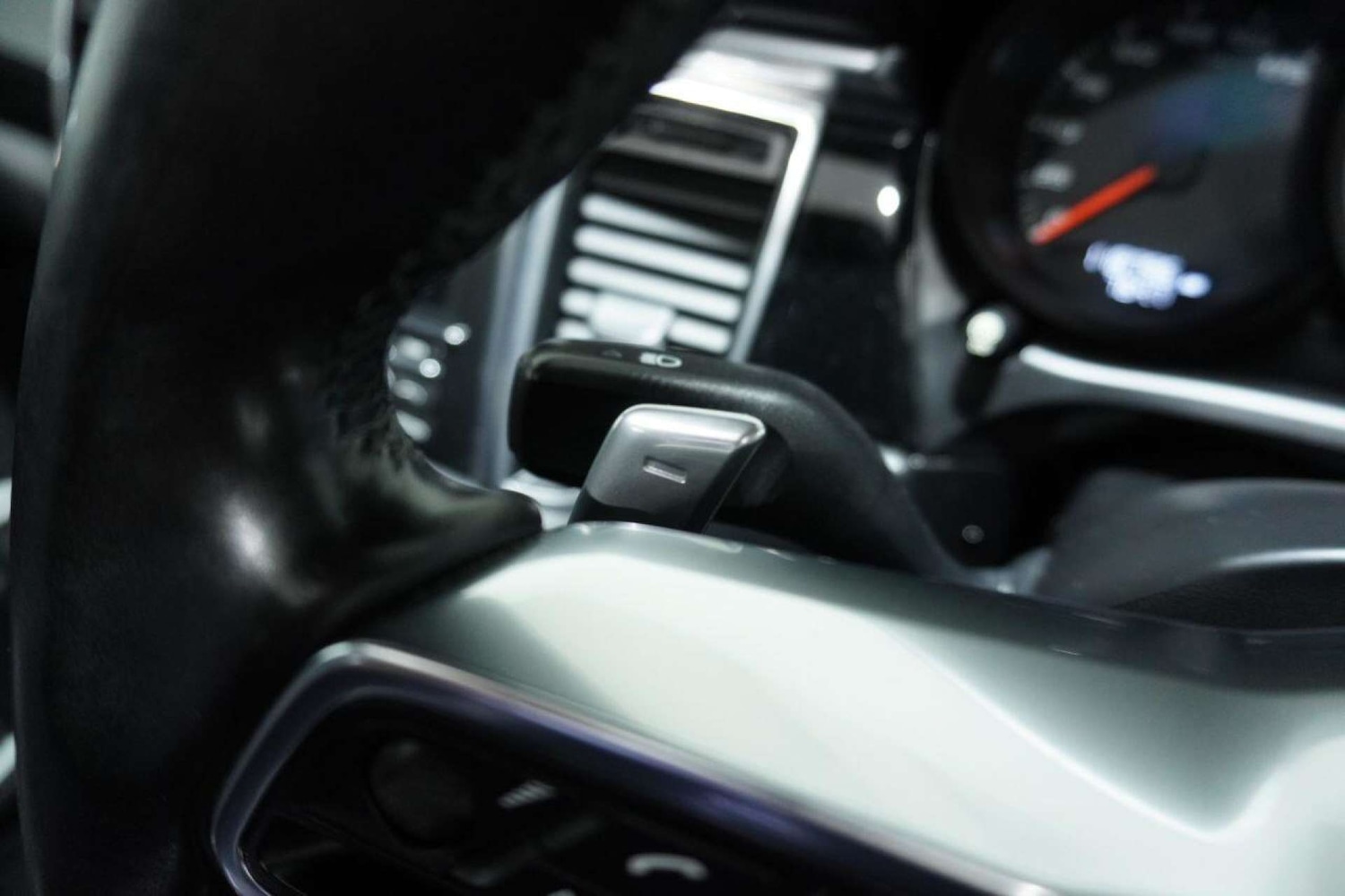 Used Porsche Macan 2015 for sale - 77061678: Photo 80