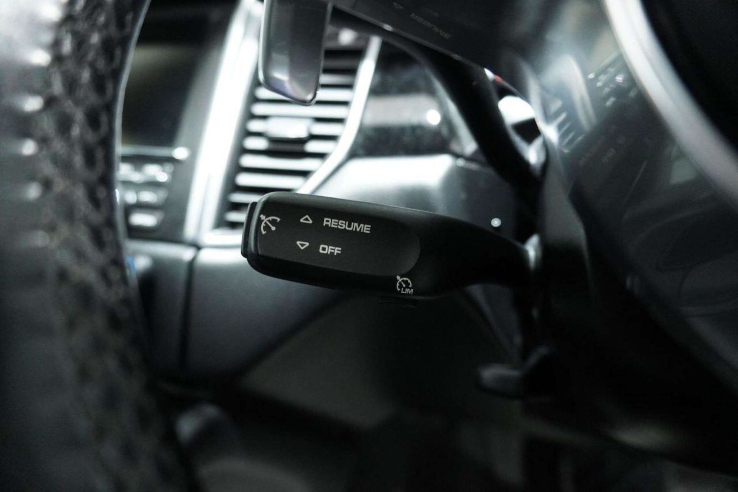 Used Porsche Macan 2015 for sale - 77061678: Photo 81