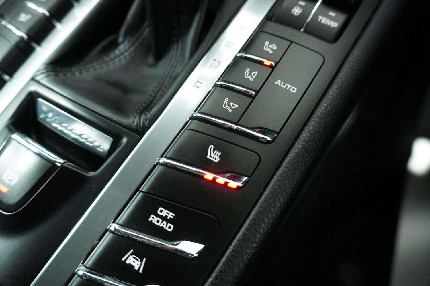 Used Porsche Macan 2015 for sale - 77061678: Photo 85