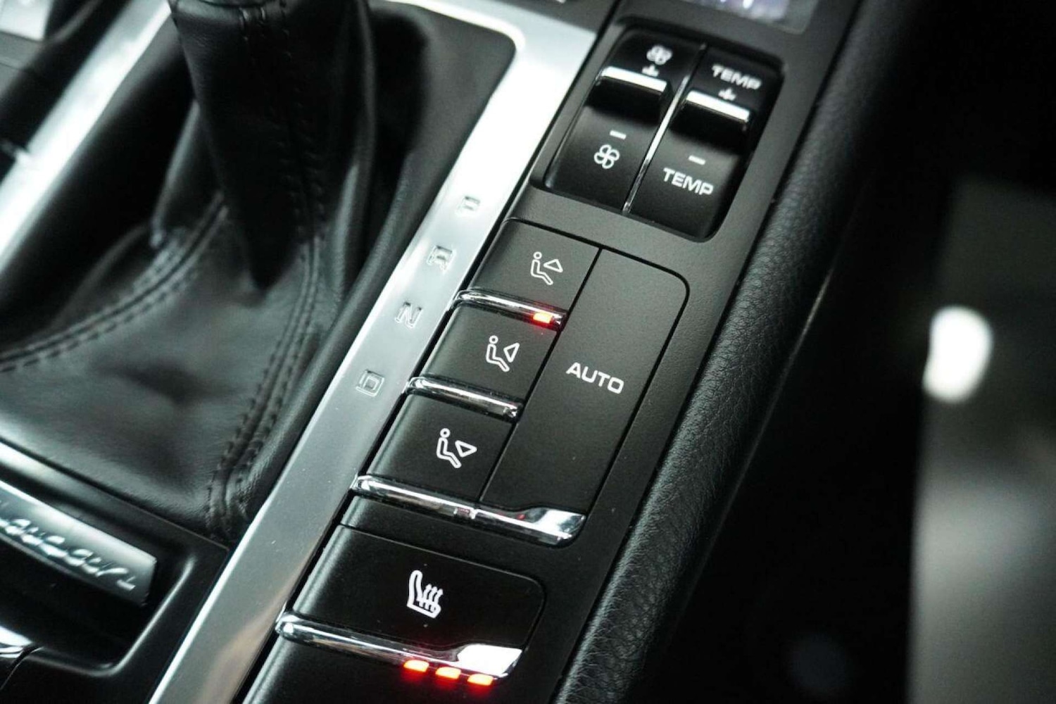 Used Porsche Macan 2015 for sale - 77061678: Photo 86