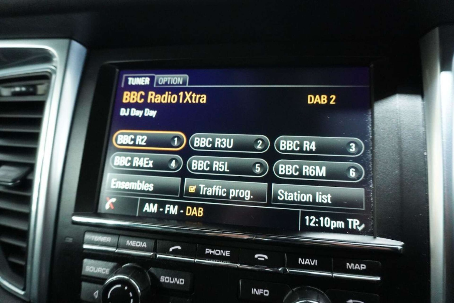 Used Porsche Macan 2015 for sale - 77061678: Photo 96