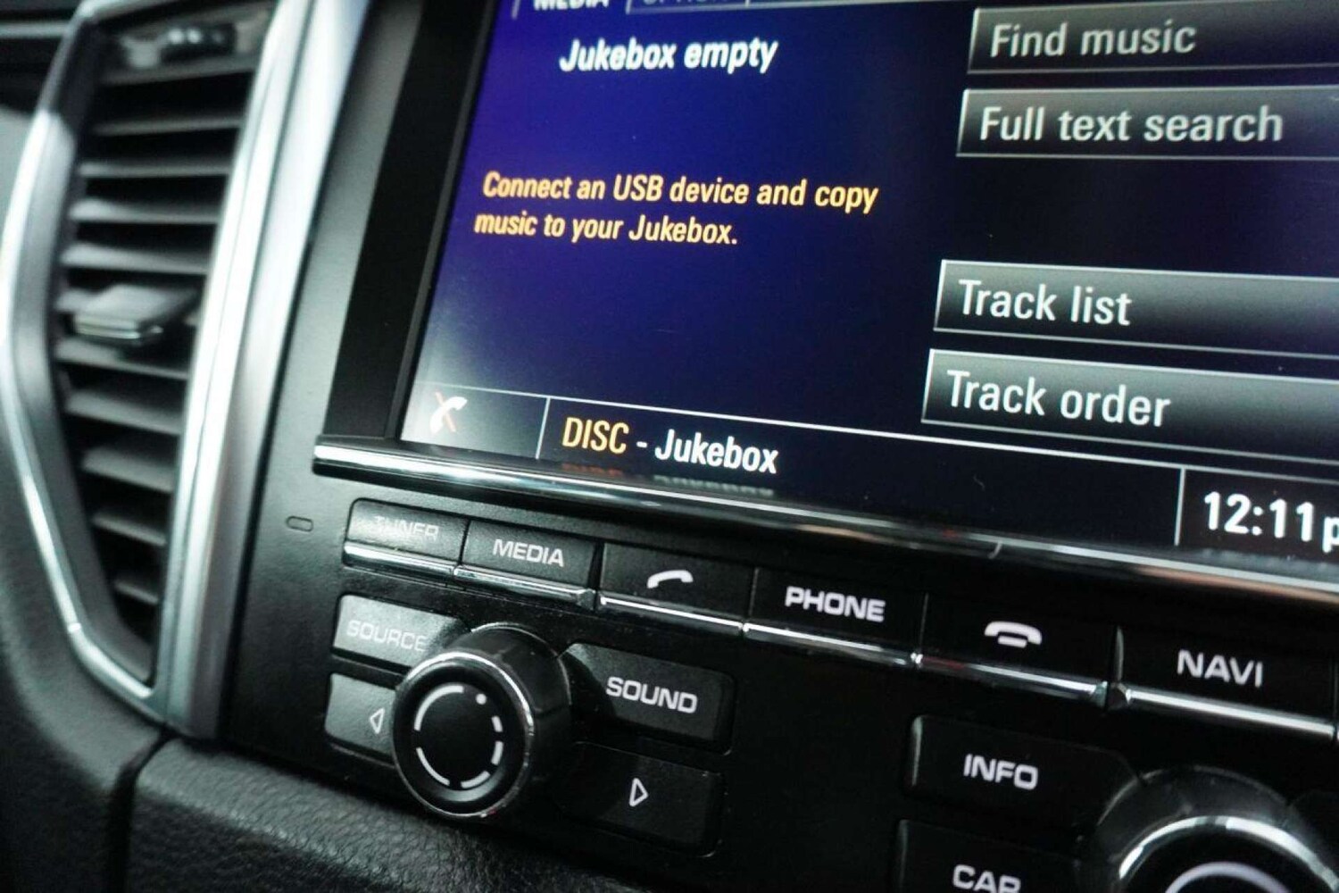 Used Porsche Macan 2015 for sale - 77061678: Photo 98