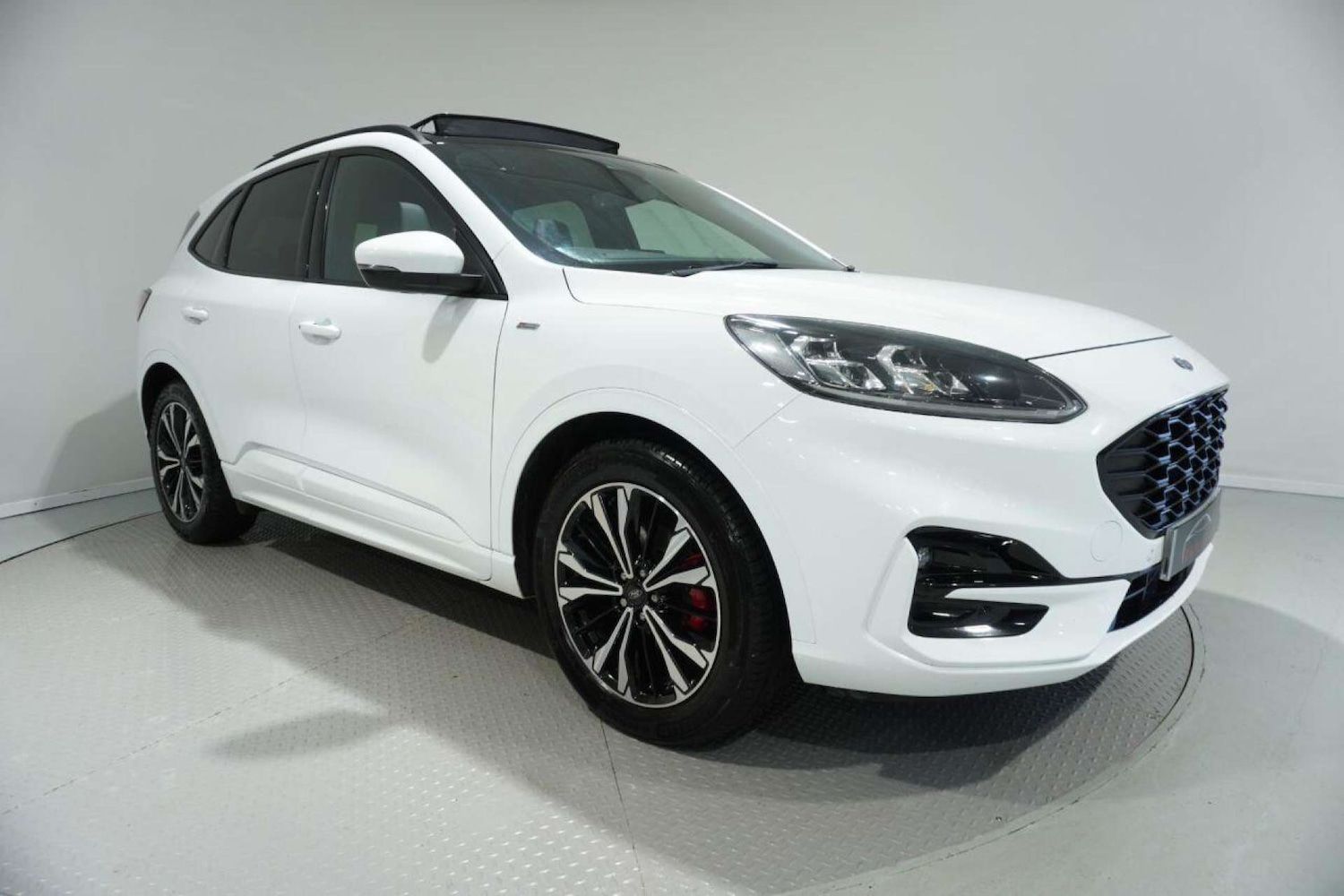 Used Ford Kuga 2021 for sale - 77061667: Photo 2