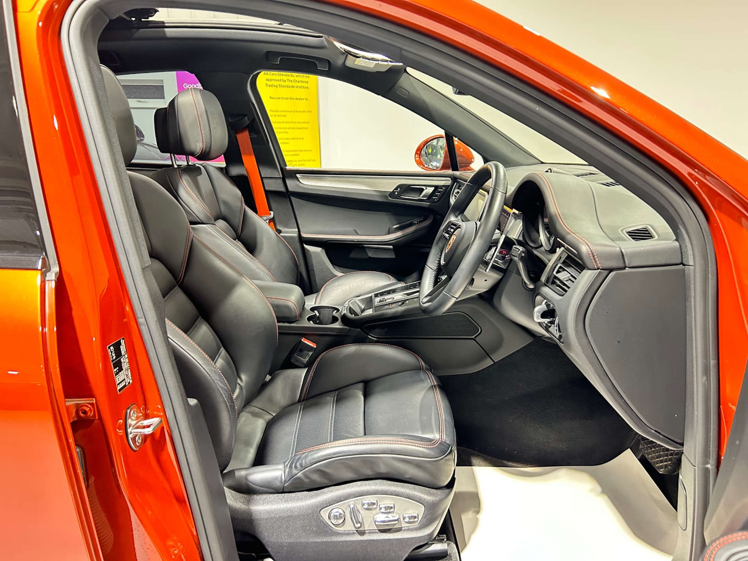 Used Porsche Macan 2022 for sale - 77409757: Photo 16