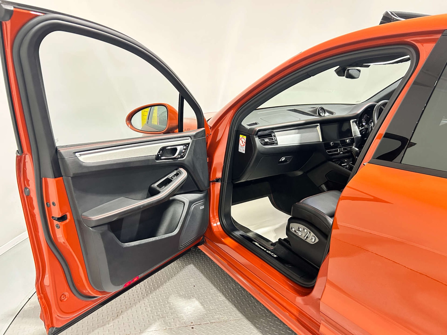 Used Porsche Macan 2022 for sale - 77409757: Photo 42