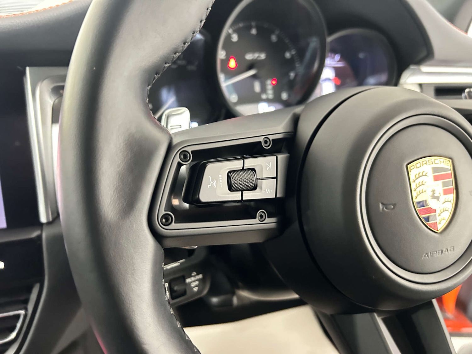 Used Porsche Macan 2022 for sale - 77409757: Photo 51