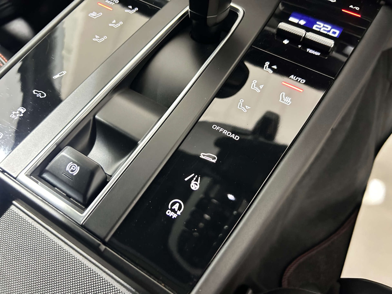 Used Porsche Macan 2022 for sale - 77409757: Photo 59