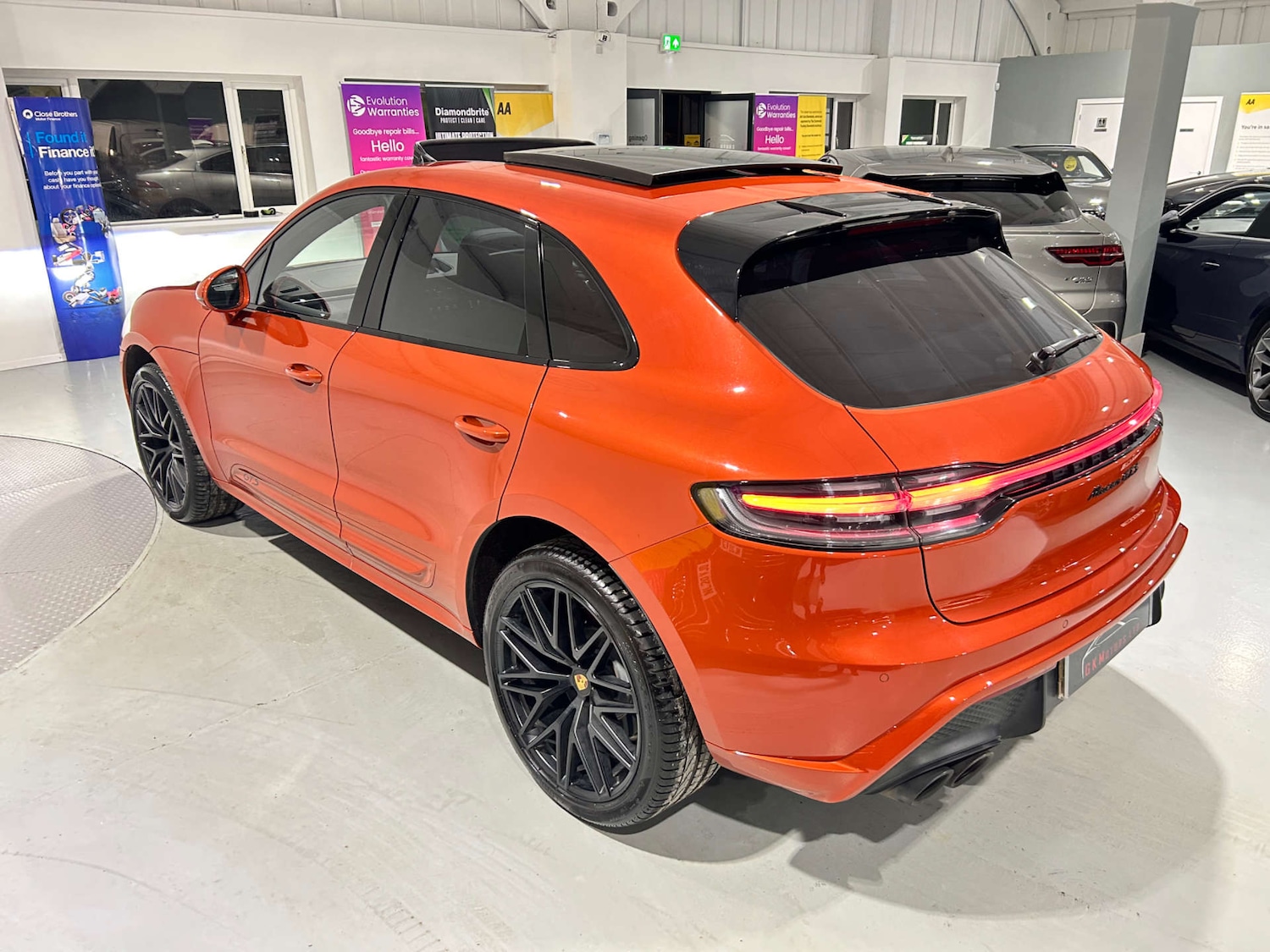 Used Porsche Macan 2022 for sale - 77409757: Photo 8