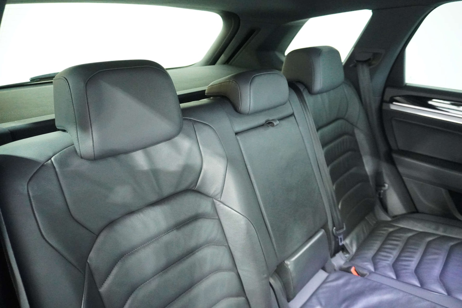 Used Volkswagen Touareg 2018 for sale - 77105782: Photo 17