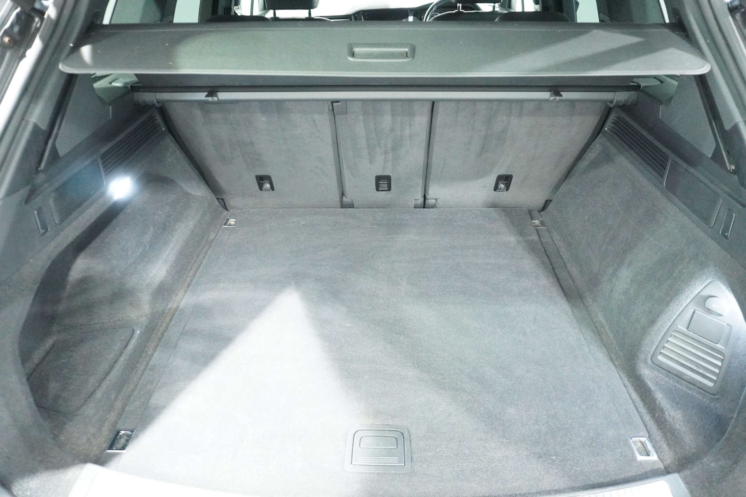 Used Volkswagen Touareg 2018 for sale - 77105782: Photo 23