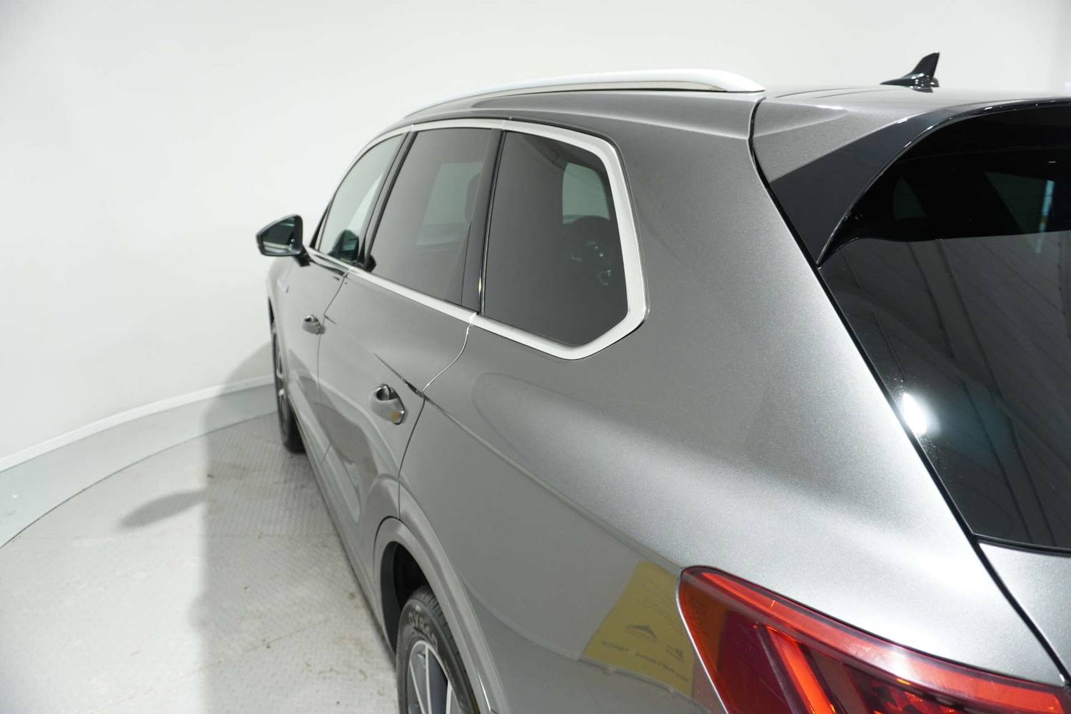 Used Volkswagen Touareg 2018 for sale - 77105782: Photo 27