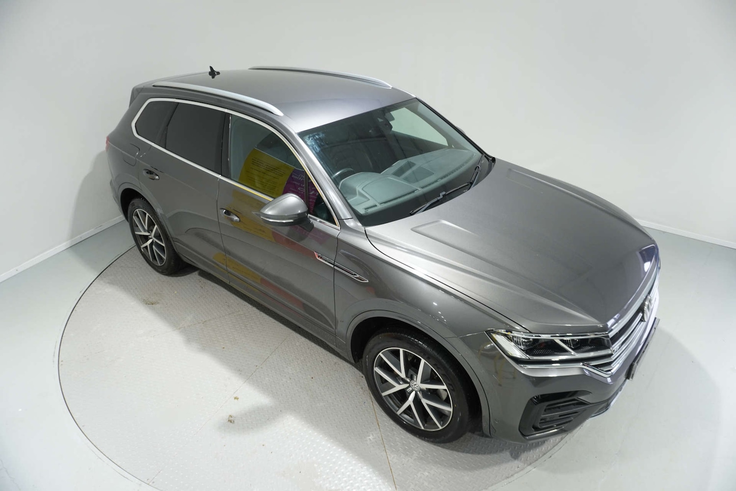 Used Volkswagen Touareg 2018 for sale - 77105782: Photo 3