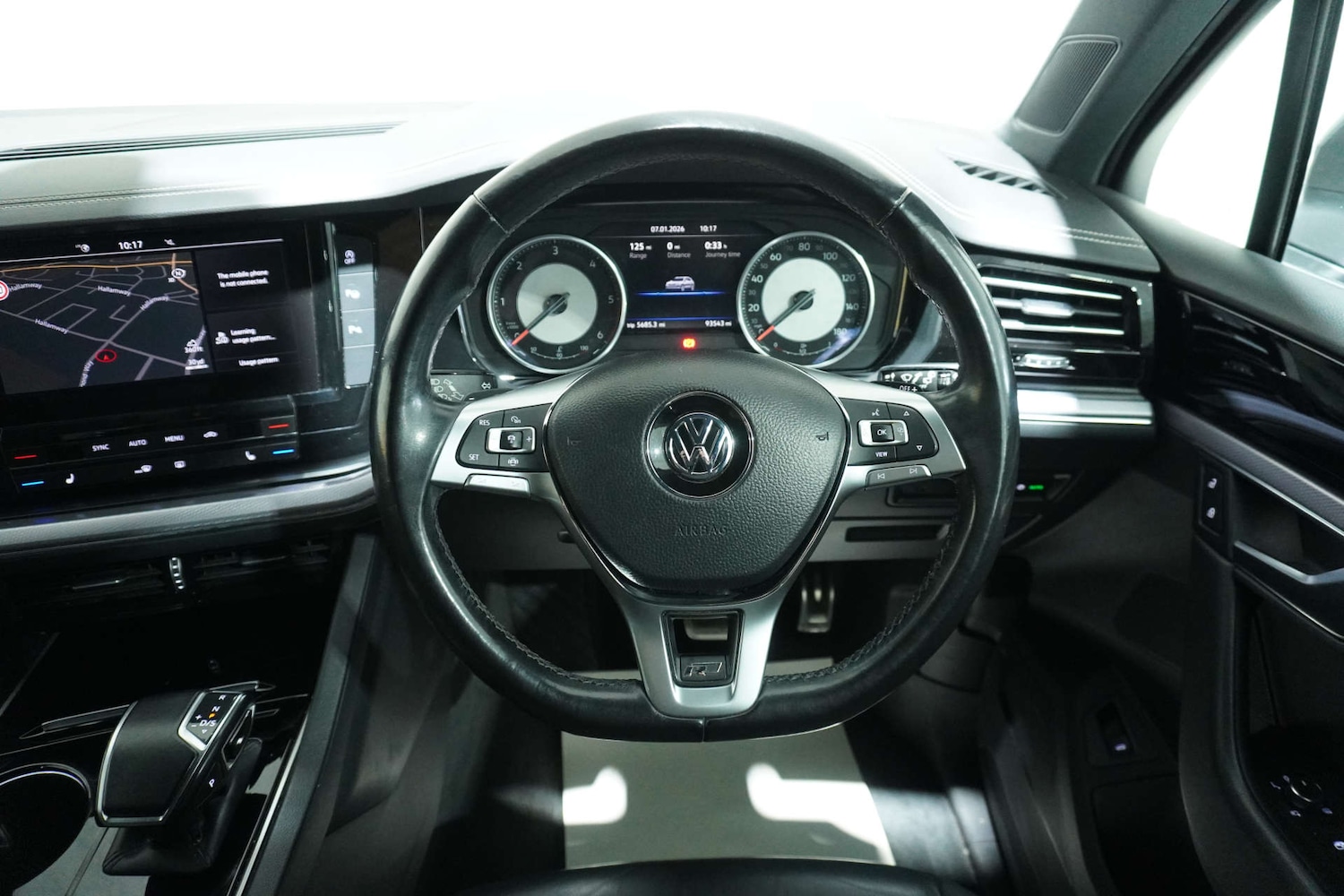 Used Volkswagen Touareg 2018 for sale - 77105782: Photo 35